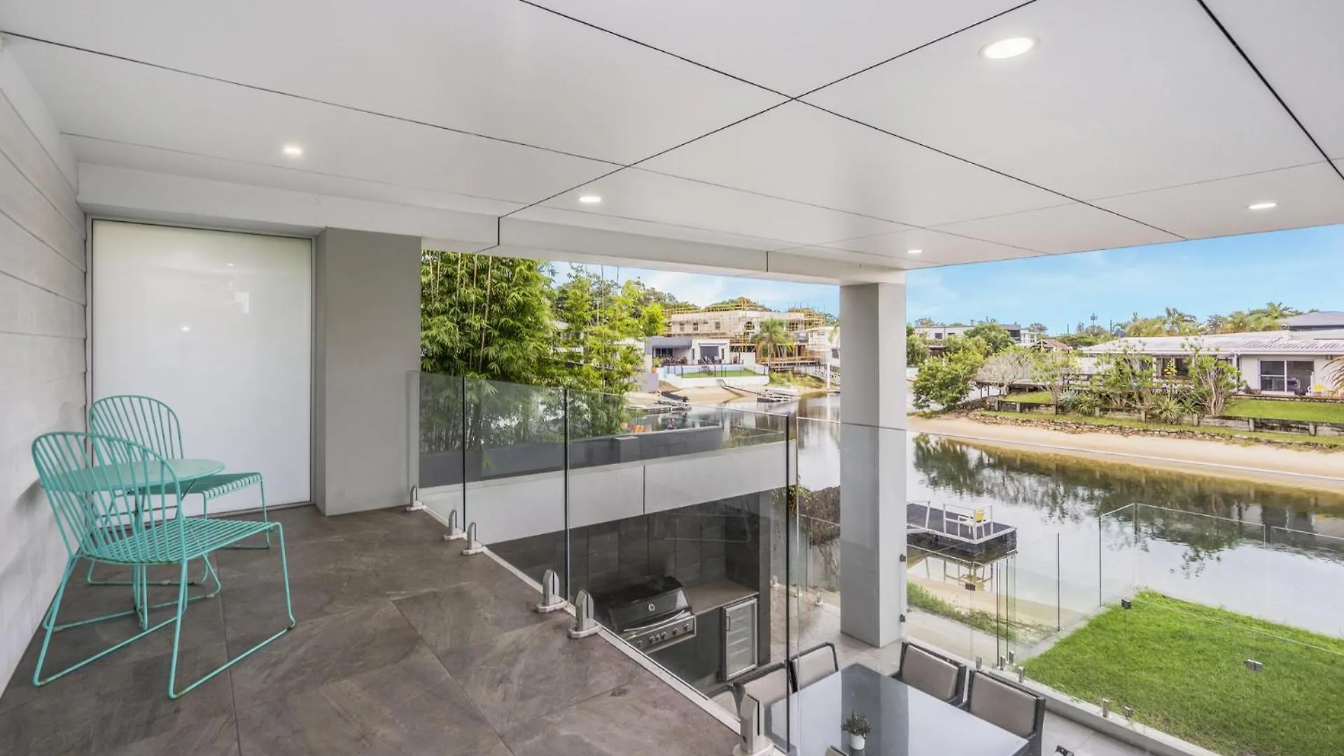 Essence House 4 Bedroom House Gold Coast Australien